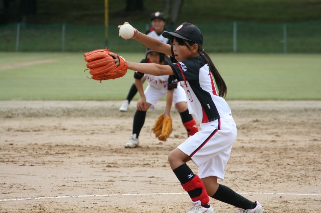 富山県　小学生女子ソフトボールチーム　雄山ジュニアソフトボールクラブ様　集合写真